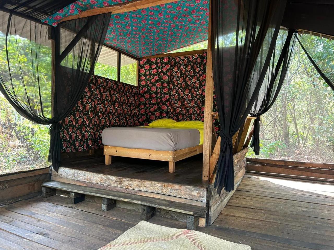 Planta Glamp Farm Hotel Santa María Huatulco Buitenkant foto